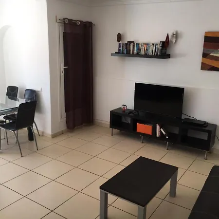 Bungalow In The Palms Apartment *